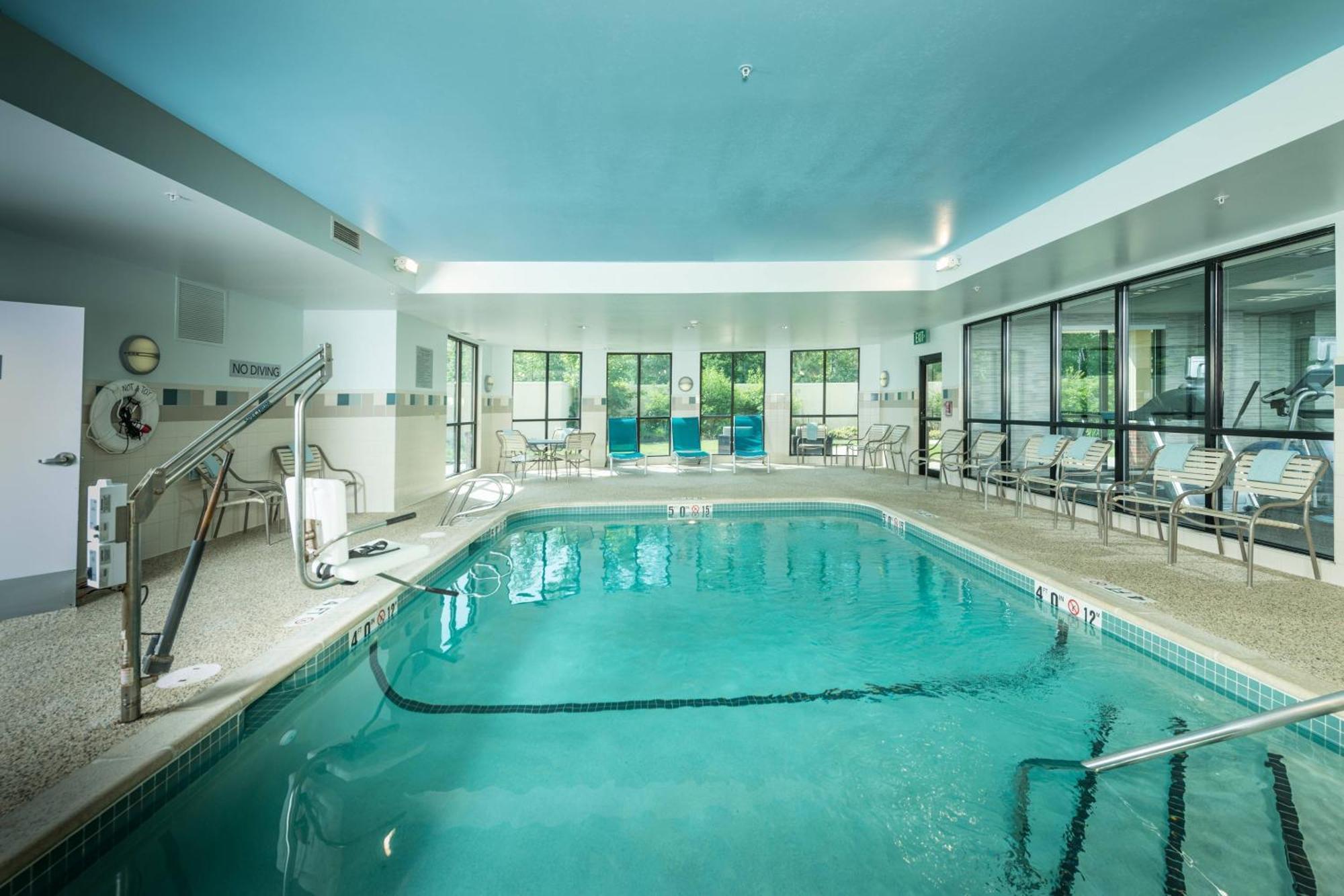 Courtyard Bangor Hotel Ngoại thất bức ảnh